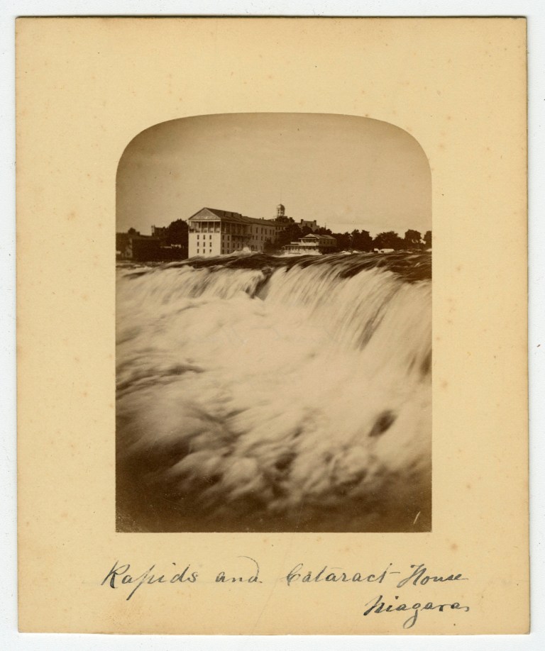 Black and white photograph of a hotel near Niagara Falls.
